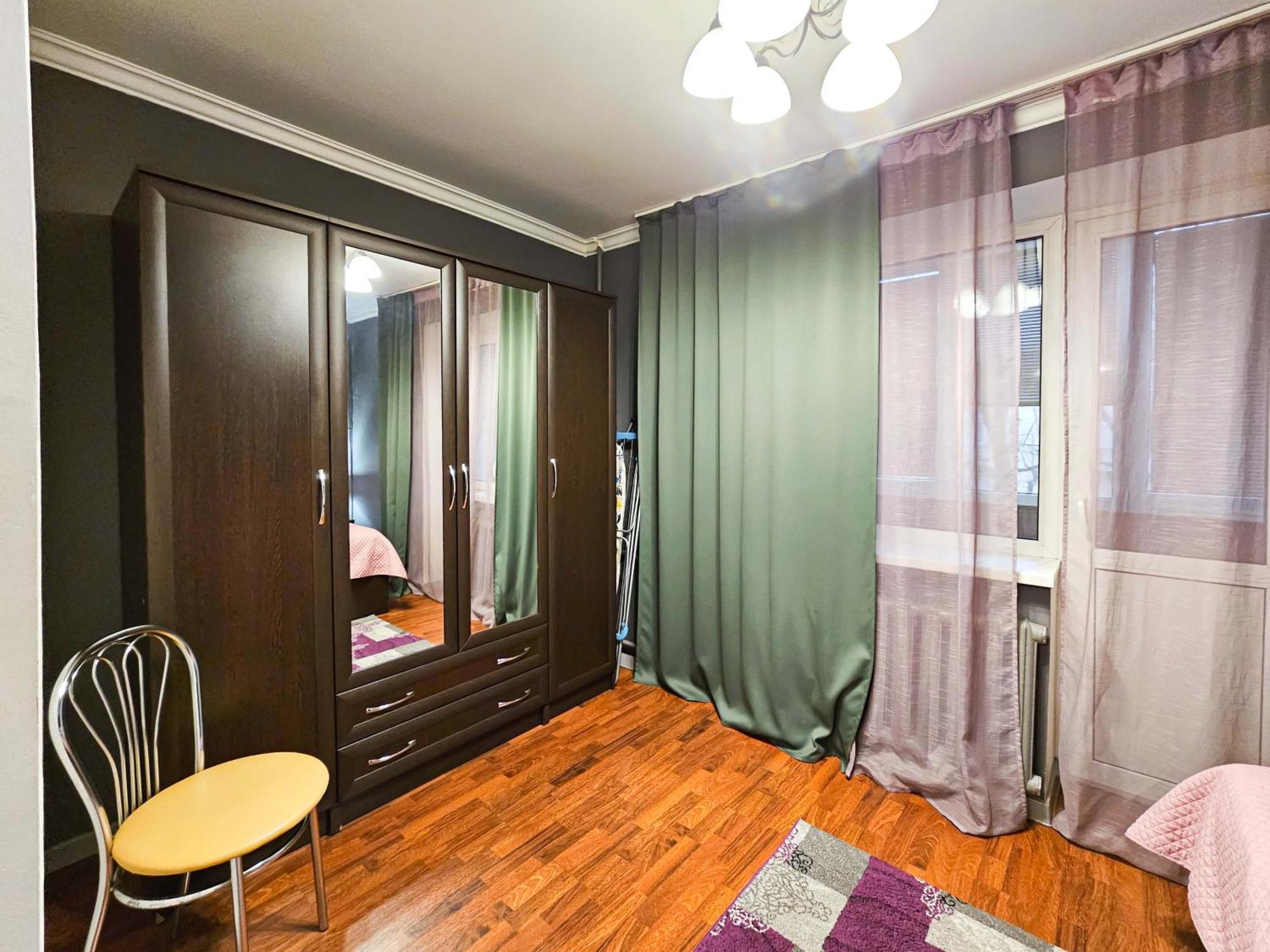 Nadezhda Apartments On The Nauryzbai Batyr 82 Almaty Ngoại thất bức ảnh