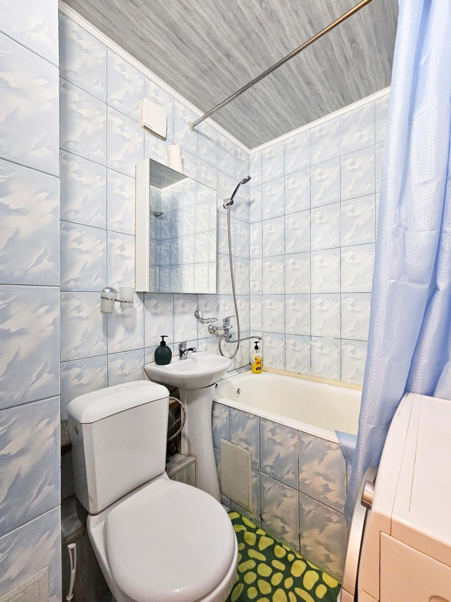 Nadezhda Apartments On The Nauryzbai Batyr 82 Almaty Ngoại thất bức ảnh