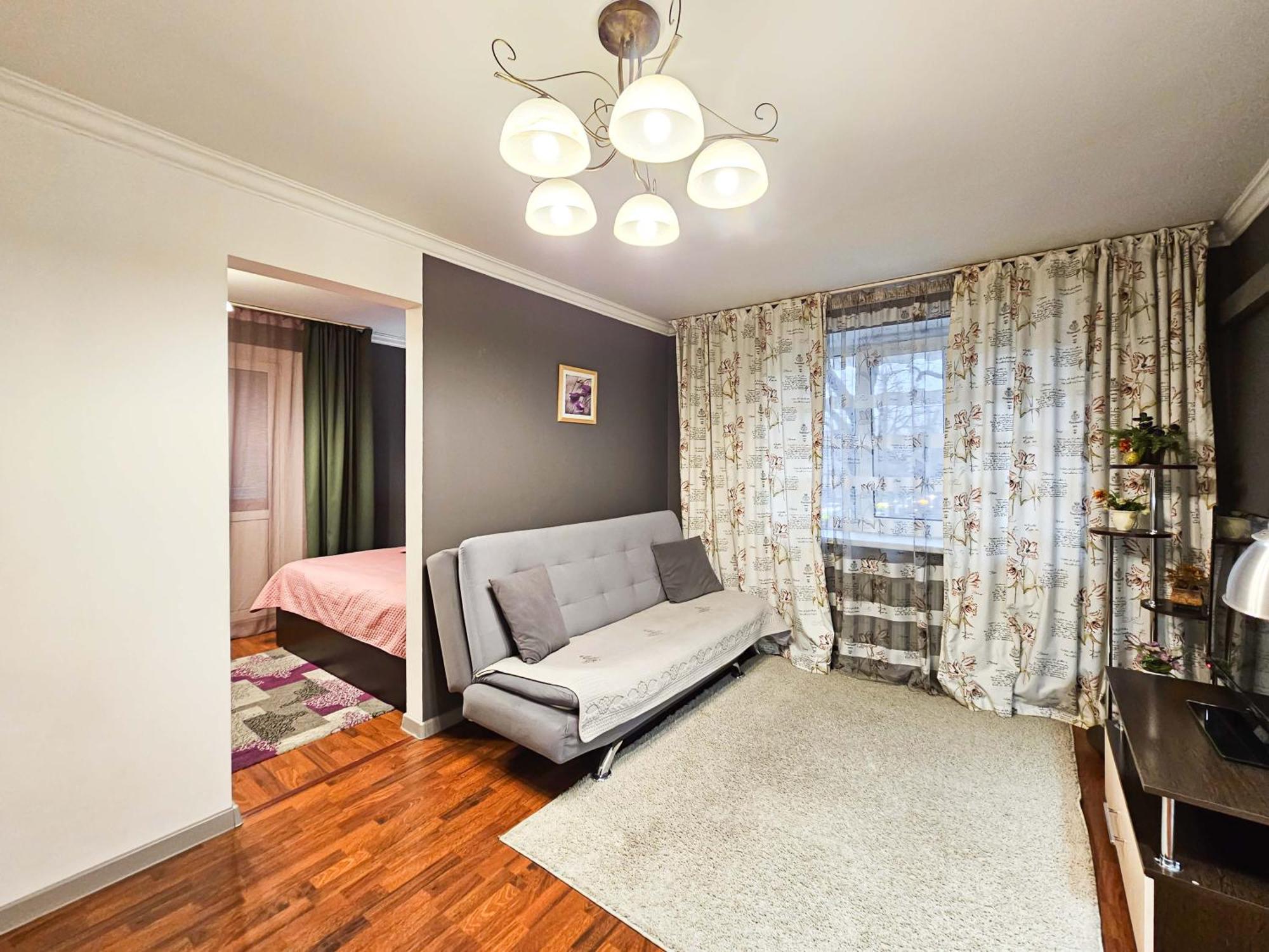 Nadezhda Apartments On The Nauryzbai Batyr 82 Almaty Ngoại thất bức ảnh